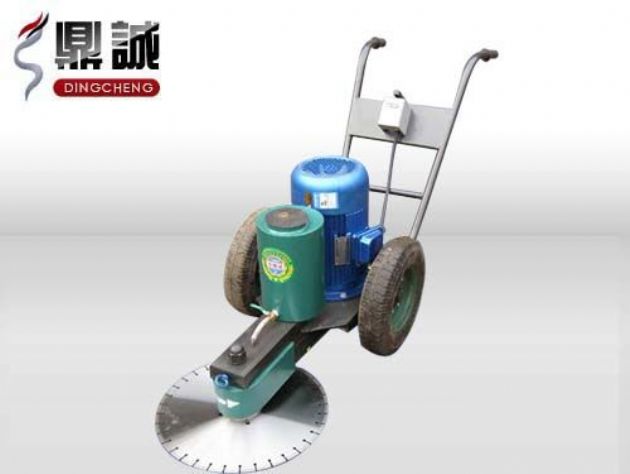 點(diǎn)擊查看詳細(xì)信息<br>標(biāo)題：手推式切樁機(jī) 閱讀次數(shù)：13144