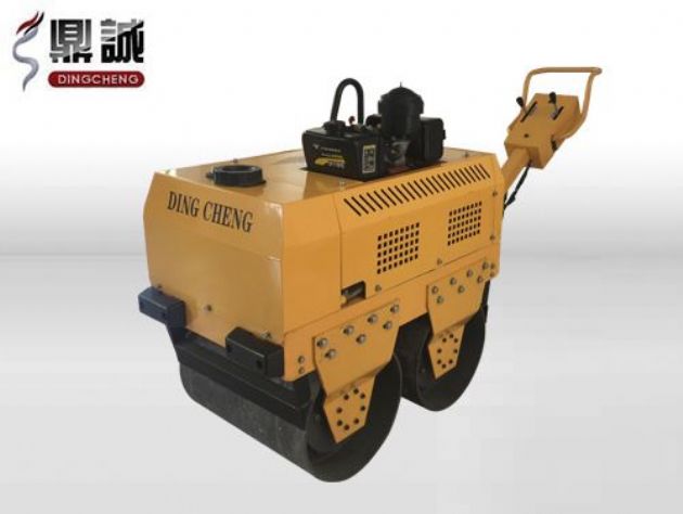 點(diǎn)擊查看詳細(xì)信息<br>標(biāo)題：DC-30C高配手扶式壓路機(jī) 閱讀次數(shù)：12433