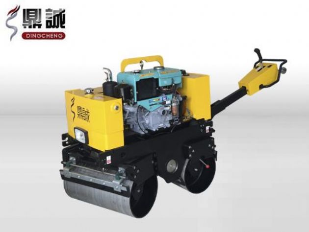 點(diǎn)擊查看詳細(xì)信息<br>標(biāo)題：DC-840-I全液壓手扶雙鋼輪壓路機(jī) 閱讀次數(shù)：14221