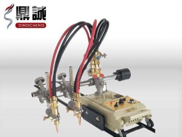 點擊查看詳細信息<br>標題：雙頭多頭火焰切割機 閱讀次數：4369