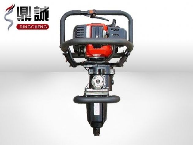 點(diǎn)擊查看詳細(xì)信息<br>標(biāo)題：便攜式內(nèi)燃扳手 閱讀次數(shù)：4292