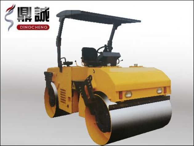 點(diǎn)擊查看詳細(xì)信息<br>標(biāo)題：6噸雙鋼輪振動(dòng)壓路機(jī) 閱讀次數(shù)：12870